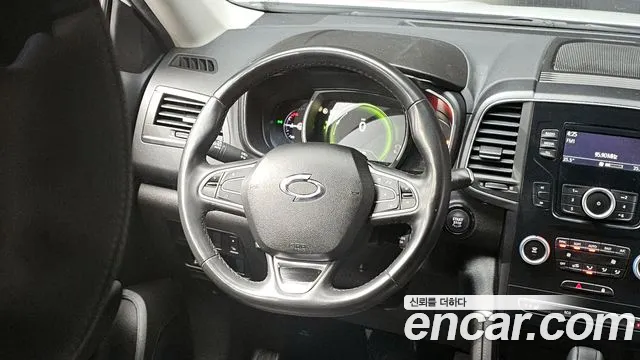 Renault-KoreaSamsung QM6 Новый QM6 Quest 2.0 LPe LE 2WD — Фото автомобиля 13
