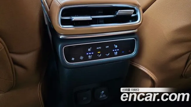 Genesis GV80 — Фото автомобиля 24