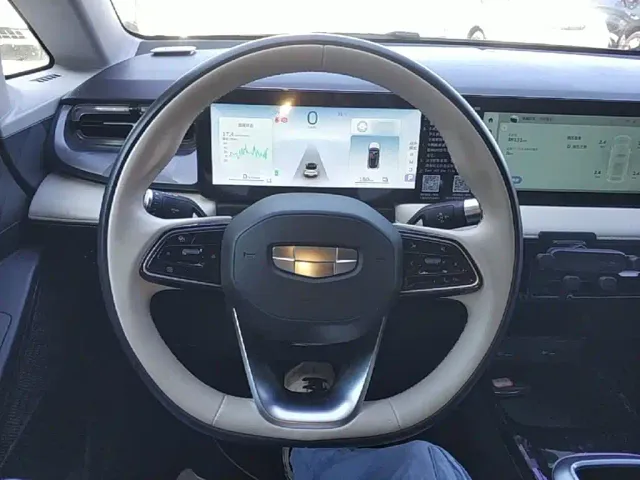 Geely Geometry E Firefly — Фото автомобиля 10