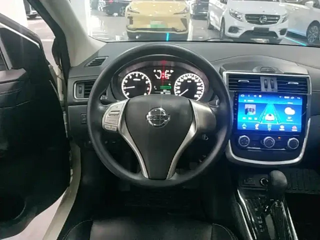 Nissan Tiida 2021 1.6L CVT Cool Edition — Фото автомобиля 10