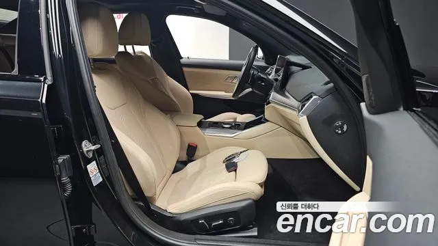 BMW 3-Series 3 серия (G20) 320i M Sport — Фото автомобиля 9