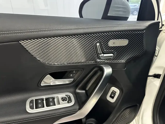 Mercedes-Benz A-Class — Фото автомобиля 7