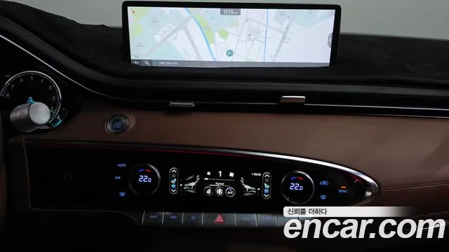 Genesis GV70 — Фото автомобиля 18