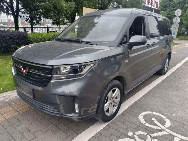 Wuling Zhengcheng — Фото автомобиля 3