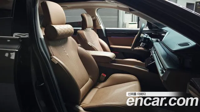 Hyundai Grandeur GN7 — Фото автомобиля 12