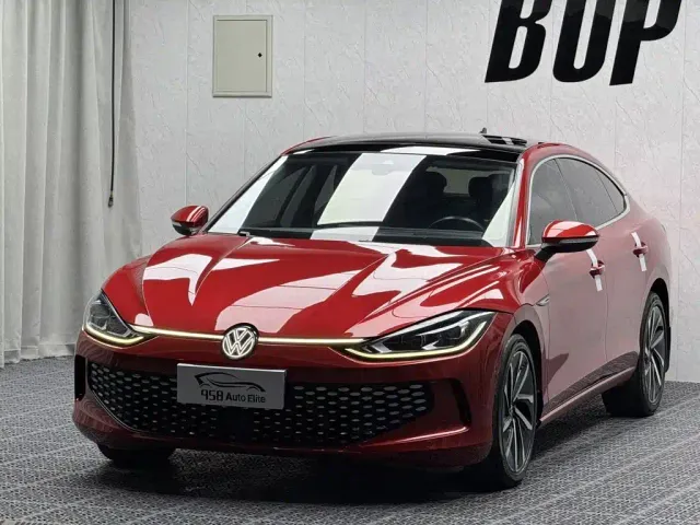 Фотография автомобиля — Volkswagen Lamando