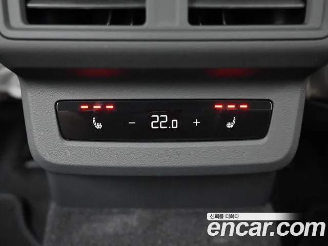 Audi Q5 45 TFSI quattro S Line — Фото автомобиля 18