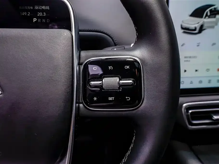 Li Auto Li Xiang L9 2025 Ultra Smart Renewal Edition — Фото автомобиля 25