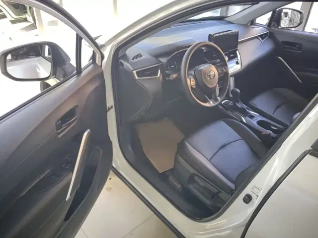 Toyota Corolla Cross — Фото автомобиля 15