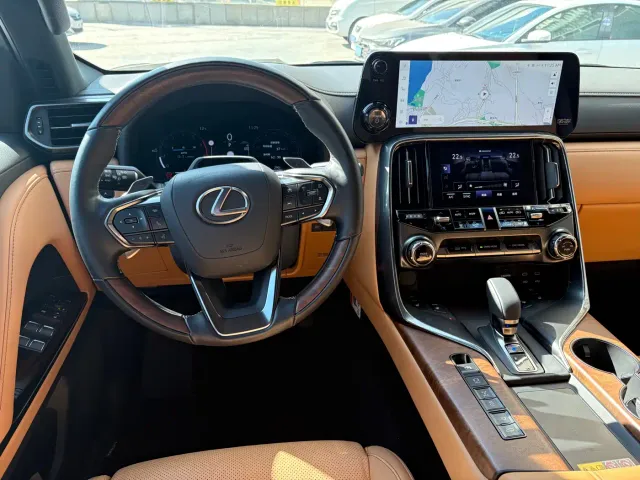 Lexus LX — Фото автомобиля 19
