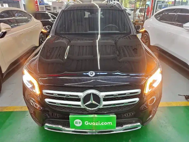 Mercedes-Benz GLB-Class — Фото автомобиля 2