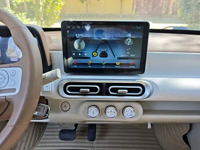 Wuling Hongguang Mini EV — Фото автомобиля 12