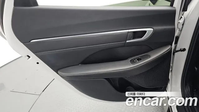 Hyundai Sonata Sonata Edge(DN8) 2.0 LPG(Коммерческий) — Фото автомобиля 24
