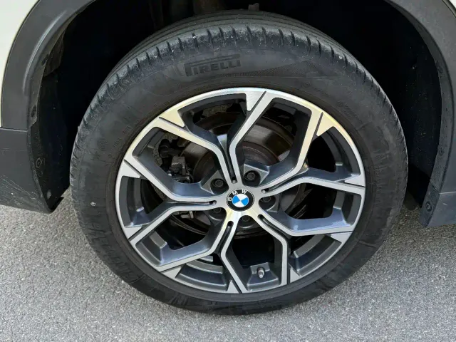 BMW X1 — Фото автомобиля 14
