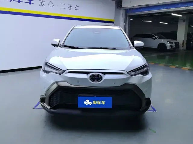 Toyota Frontlander — Фото автомобиля 2