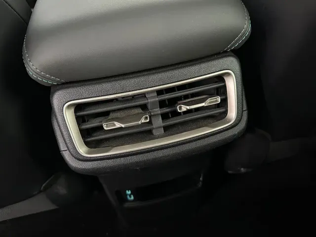 BYD Qin L — Фото автомобиля 19