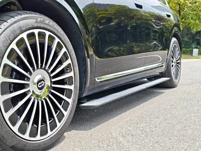 Aito M7 — Фото автомобиля 10