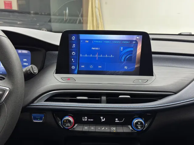 Buick Velite 6 — Фото автомобиля 12