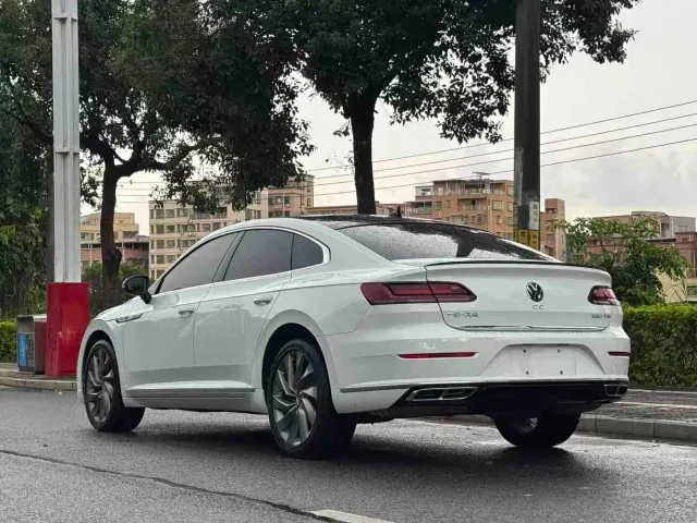 Volkswagen CC — Фото автомобиля 4