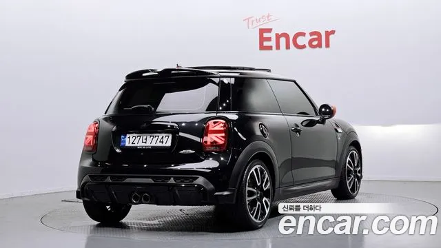 Mini Cooper — Фото автомобиля 3