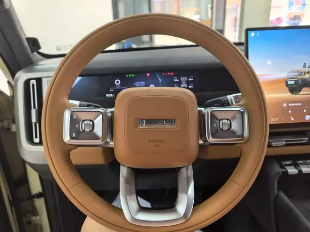 iCAR V27 — Фото автомобиля 7