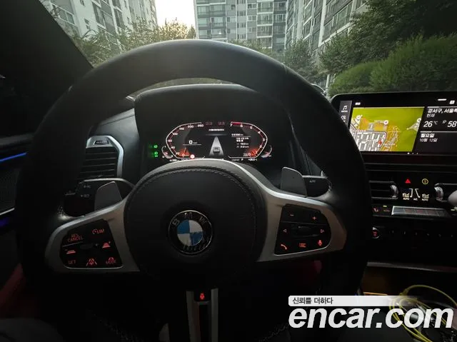 BMW 8 Series G15 — Фото автомобиля 10
