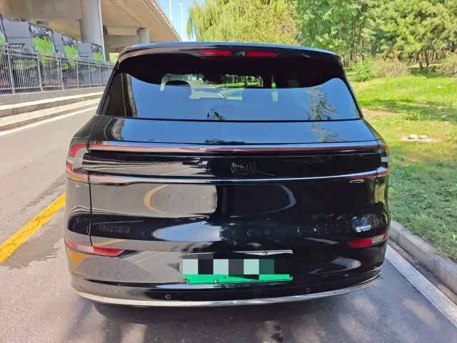 Changan Qiyuan Q07 — Фото автомобиля 5