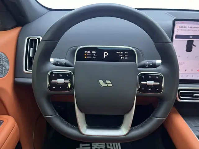 Li Auto L7 — Фото автомобиля 22