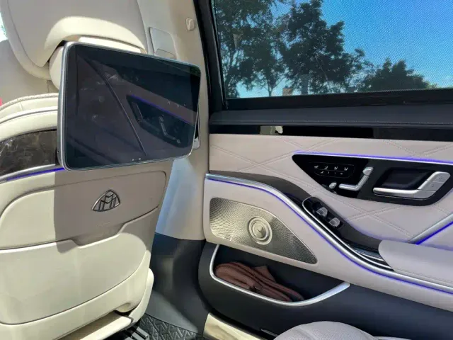Mercedes-Benz Maybach S-Class — Фото автомобиля 16