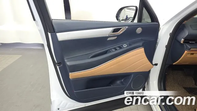 Genesis GV80 — Фото автомобиля 13
