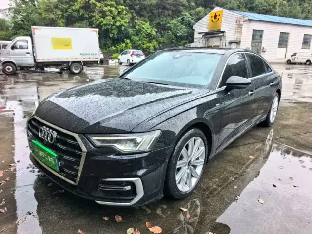 Фотография автомобиля — Audi A6L