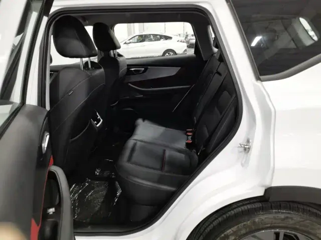 Chery Tiggo 7 — Фото автомобиля 15