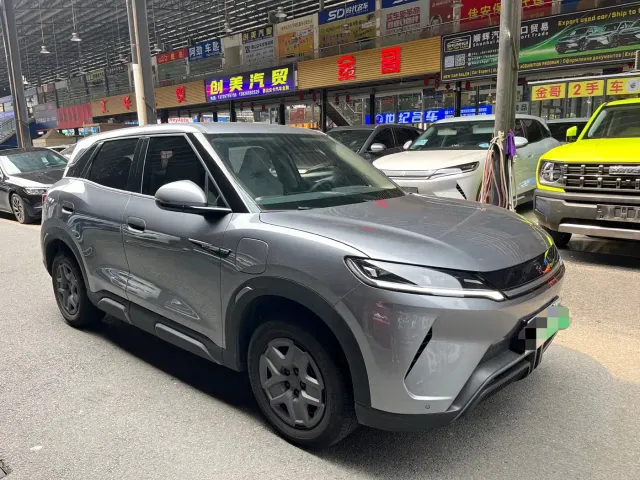 BYD Yuan UP — Фото автомобиля 3