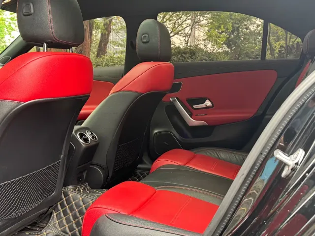 Mercedes-Benz A-Class AMG — Фото автомобиля 12