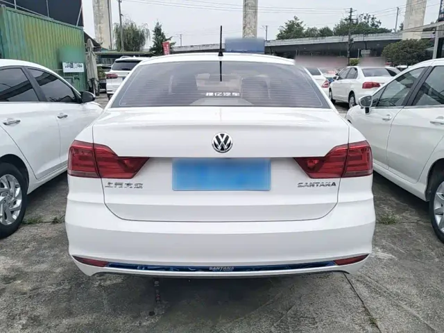 Volkswagen Santana — Фото автомобиля 5