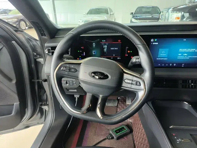 Ford Mondeo — Фото автомобиля 6