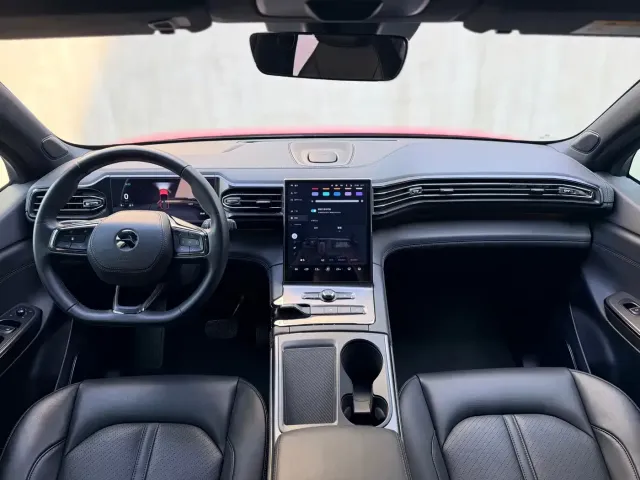 Nio ES6 — Фото автомобиля 14