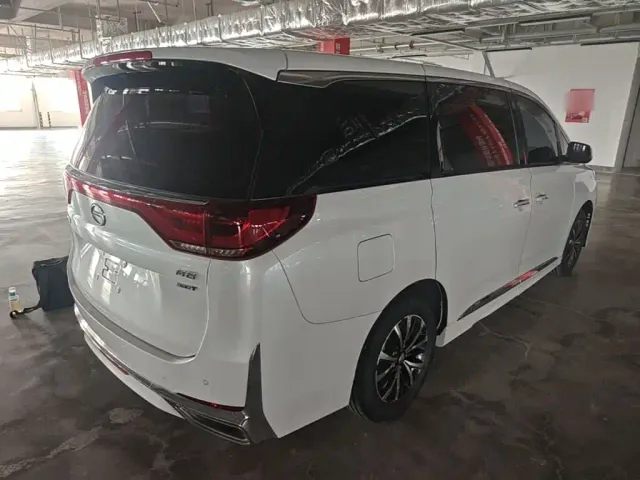 GAC Trumpchi M8 — Фото автомобиля 6