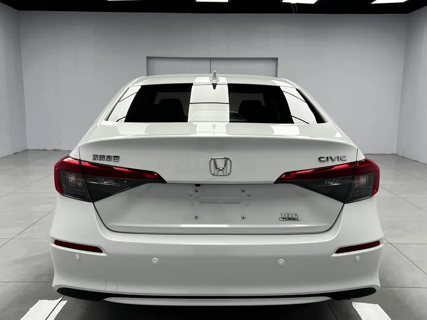 Honda Civic 2022 180TURBO CVT Premium Edition — Фото автомобиля 5