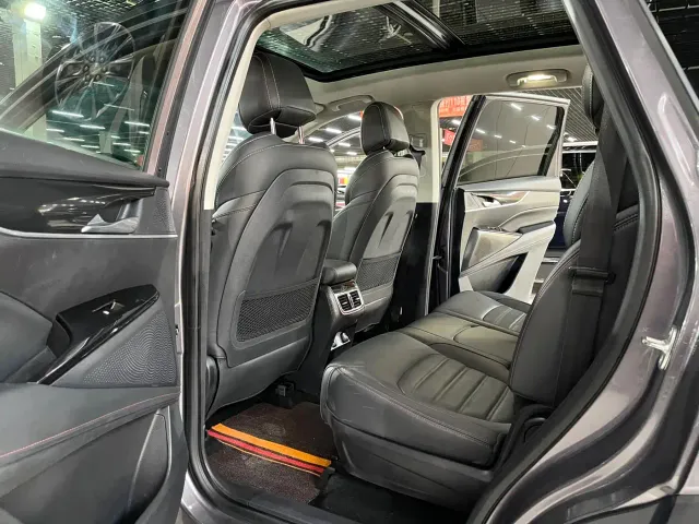 Maxus D60 — Фото автомобиля 10
