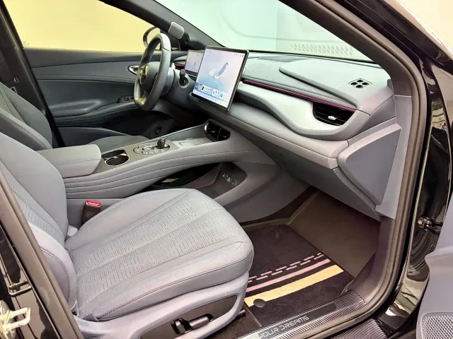 BYD Seal 06 GT — Фото автомобиля 17