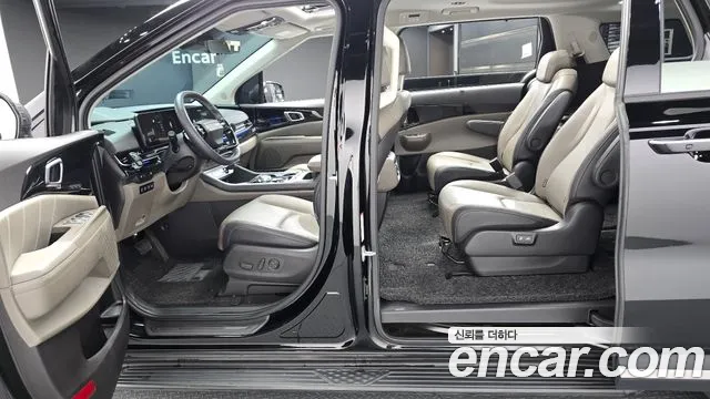Kia Carnival 4th Gen — Фото автомобиля 11
