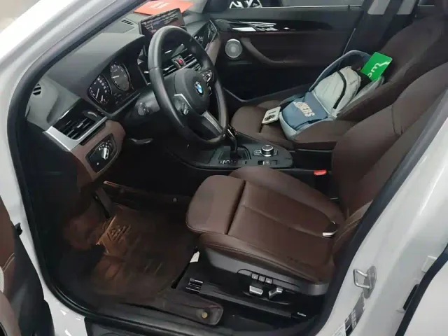 BMW X1 — Фото автомобиля 14