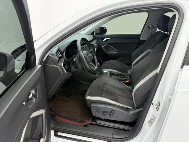 Audi Q3 — Фото автомобиля 22