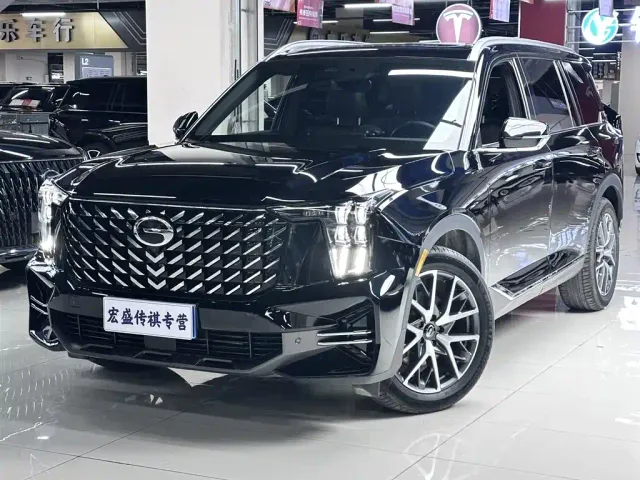 Фотография автомобиля — GAC Trumpchi GS8