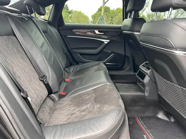 Audi A6L — Фото автомобиля 4