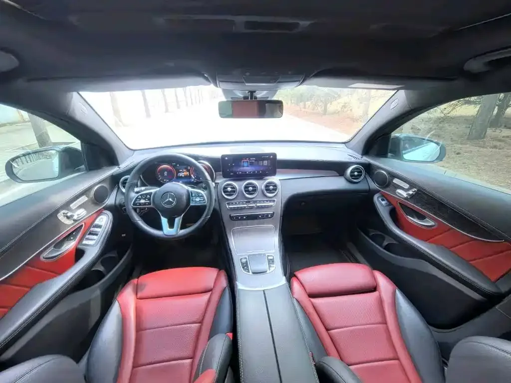 Mercedes-Benz Mercedes-Benz GLC Coupe 2022 GLC 300 4MATIC Coupe SUV — Фото автомобиля 6