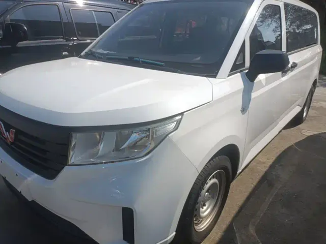 Фотография автомобиля — Wuling Zhengcheng