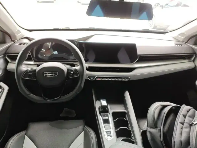 Geely Binrui — Фото автомобиля 5