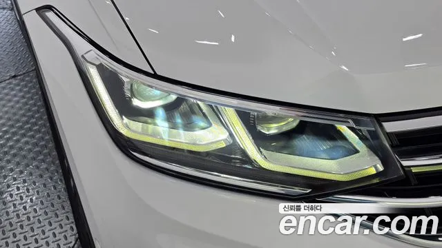 Volkswagen Tiguan — Фото автомобиля 7